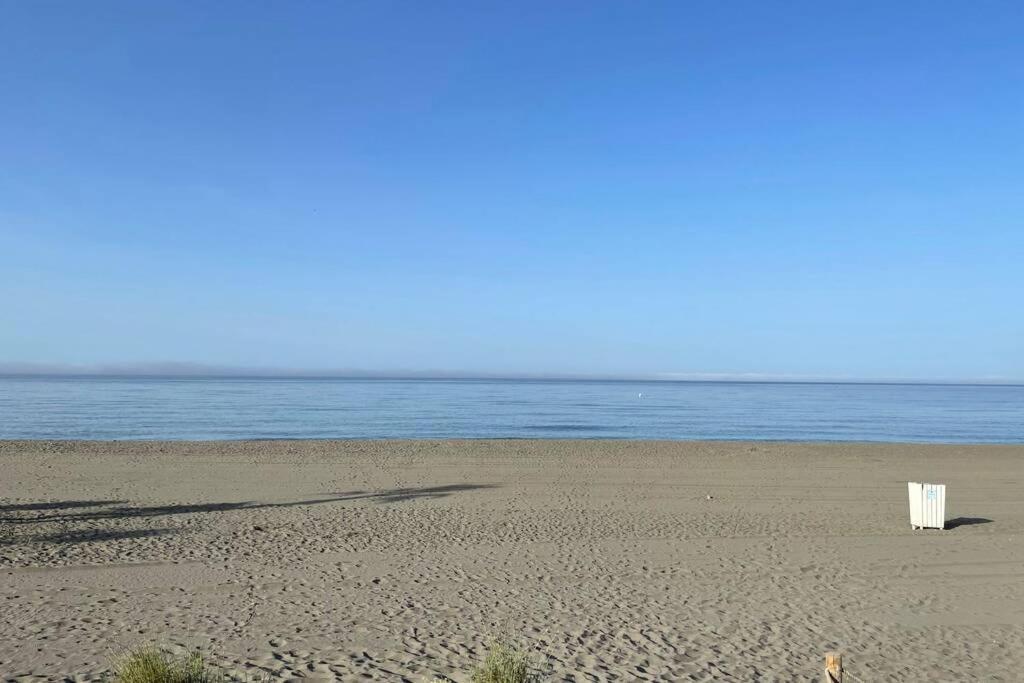 Amazing Duna Beach Seafront Apartament Torrox Esterno foto
