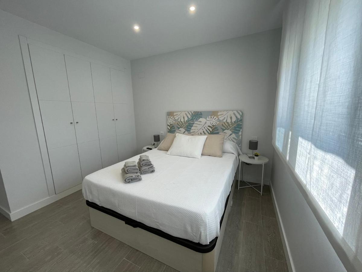 Amazing Duna Beach Seafront Apartament Torrox Esterno foto