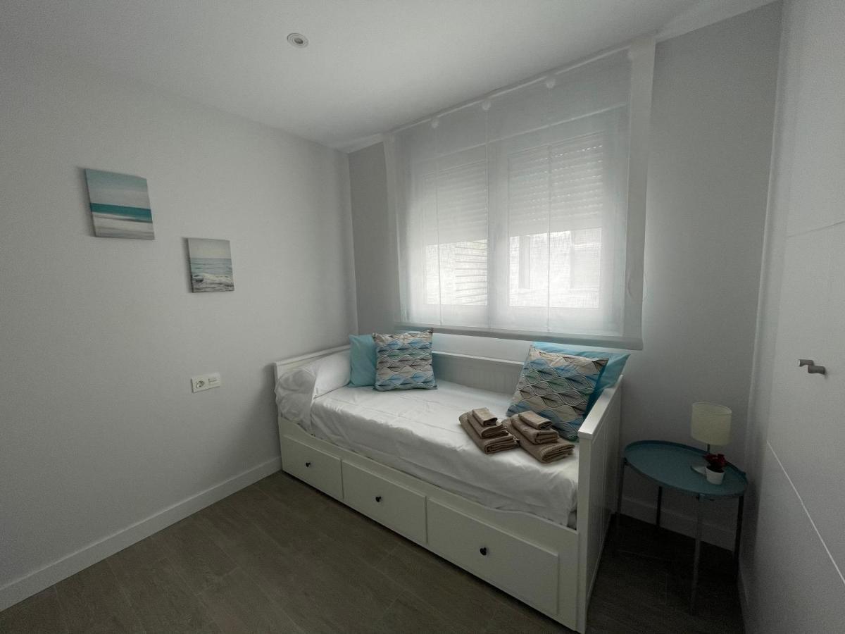 Amazing Duna Beach Seafront Apartament Torrox Esterno foto